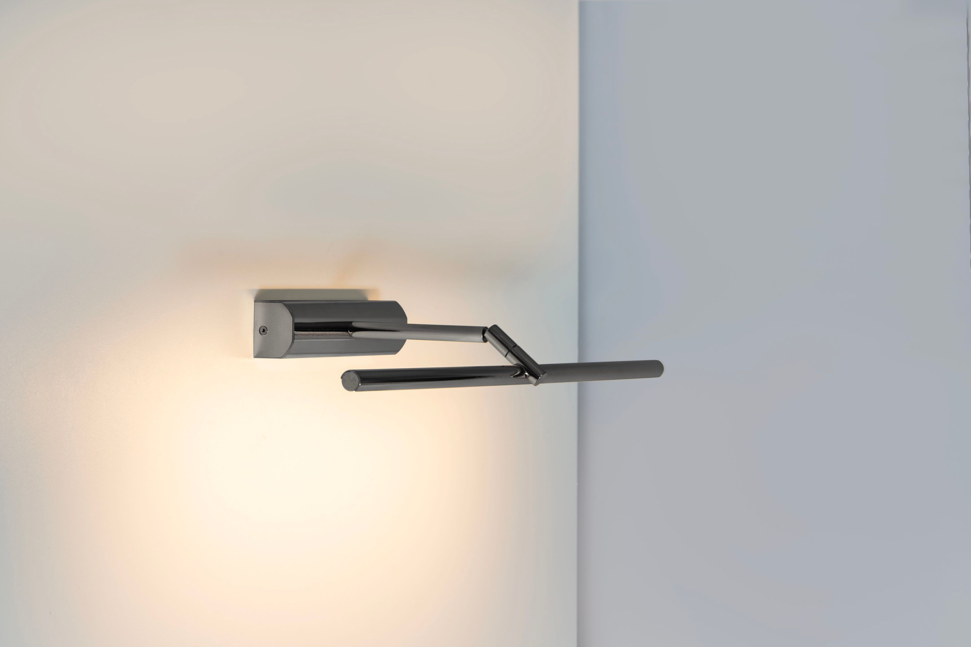 Латунный светодиодный настенный светильник для картин CVL Luminaires Airy ARCH-00060345 - Вид №3