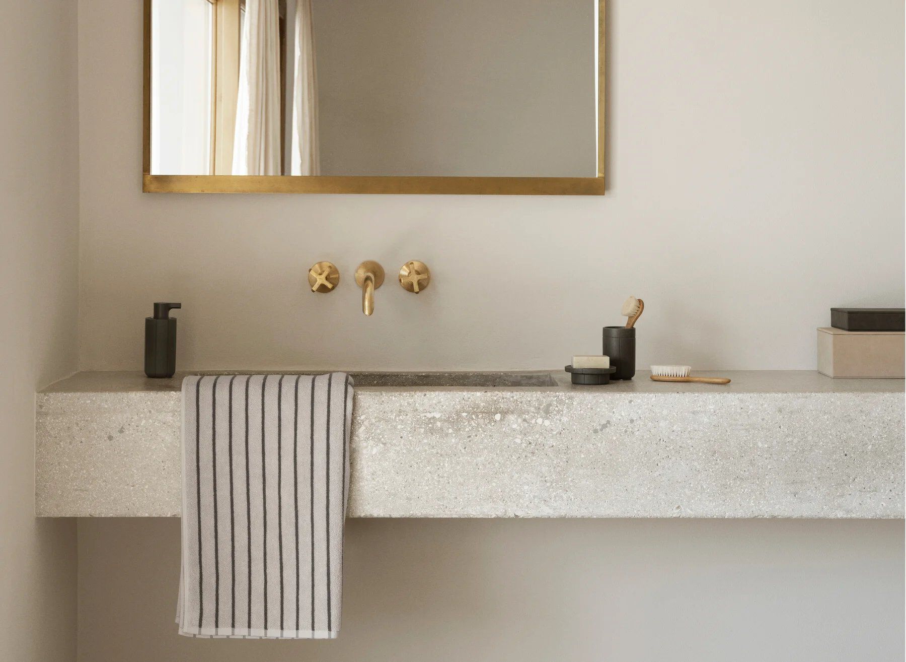 Шкатулка из искусственной кожи blomus Sahla ARCH-00152040 - Вид №20