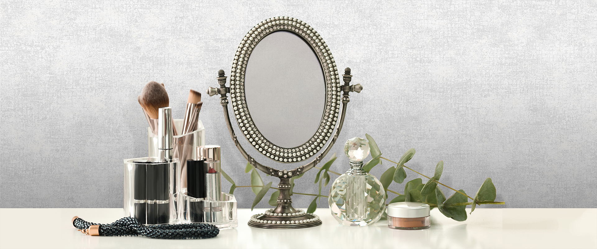 Victoria Stenova 889381 Фон DINASTIA 889381  - Вид №1