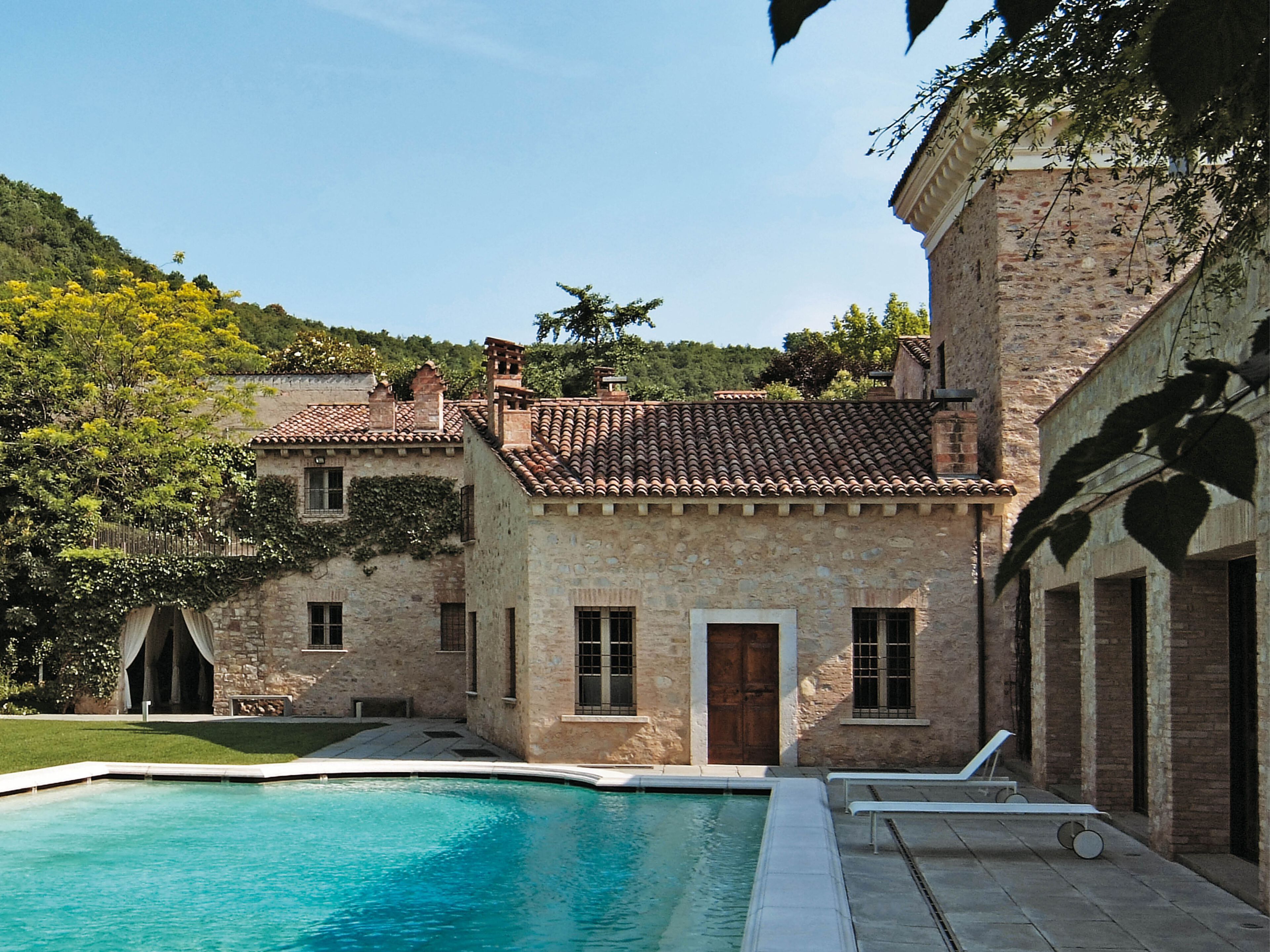 Искусственный каменный элемент для фасада GEOPIETRA® каменная кладка по запросу ARCH-00088817 - Вид №1