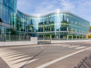 Система навесной стены