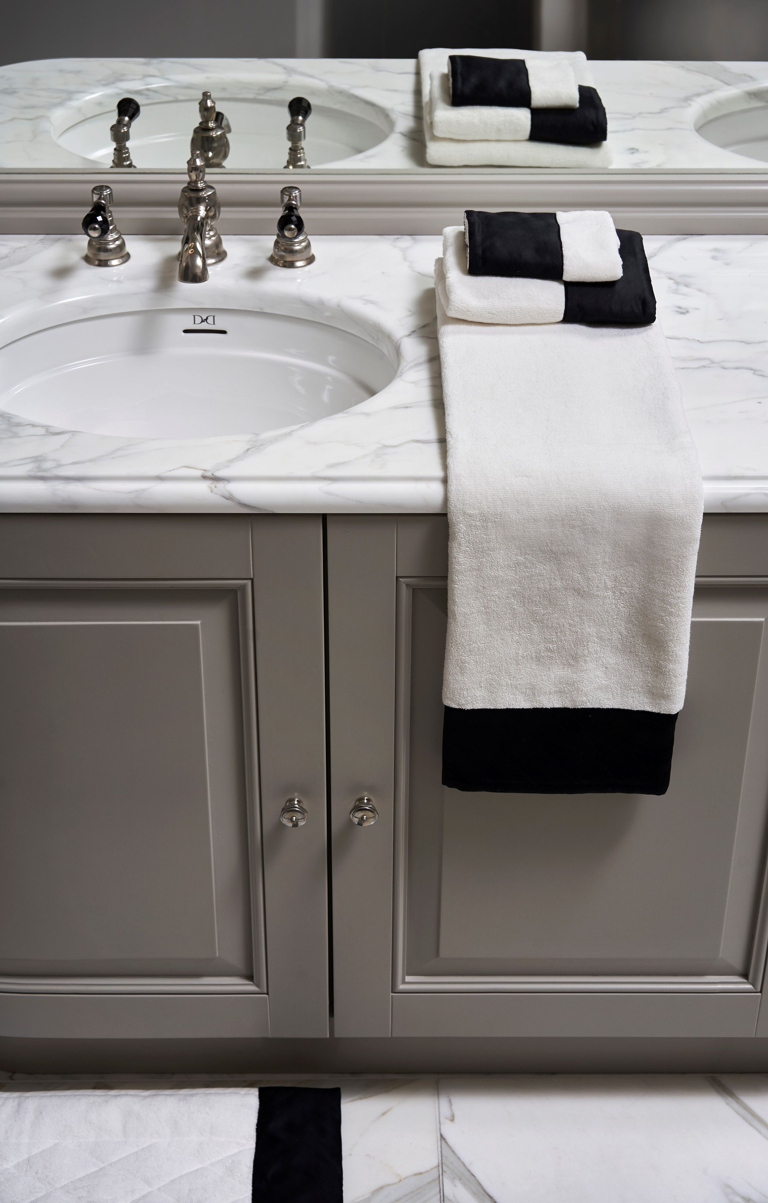 Полотенце для гостей из хлопковой махровой ткани Devon&Devon Frette ARCH-00041718 - Вид №4