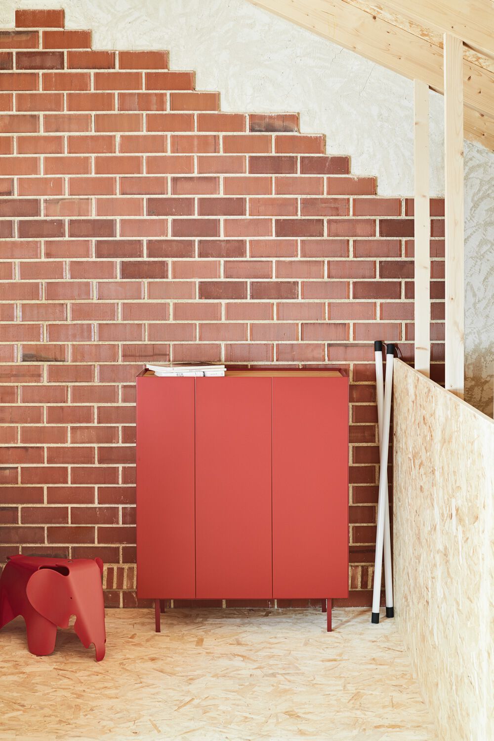 Шкаф из МДФ с распашными дверцами TEULAT Arista ARCH-00118219 - Вид №13