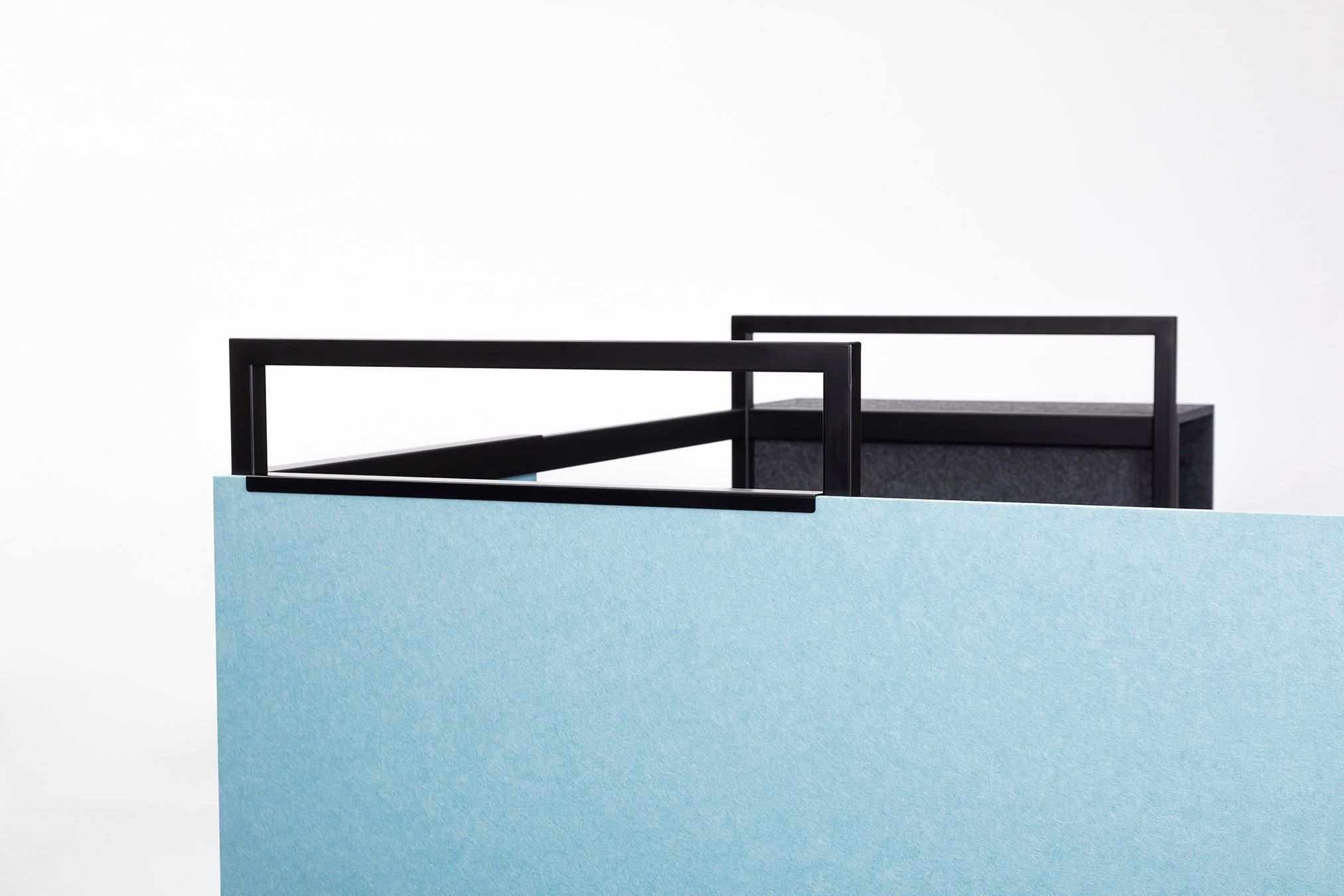 Рециркулированный ПЭТ регулируемая высота стол на колесах с электрической розеткой ECHOJAZZ MCART ARCH-00131553 - Вид №19