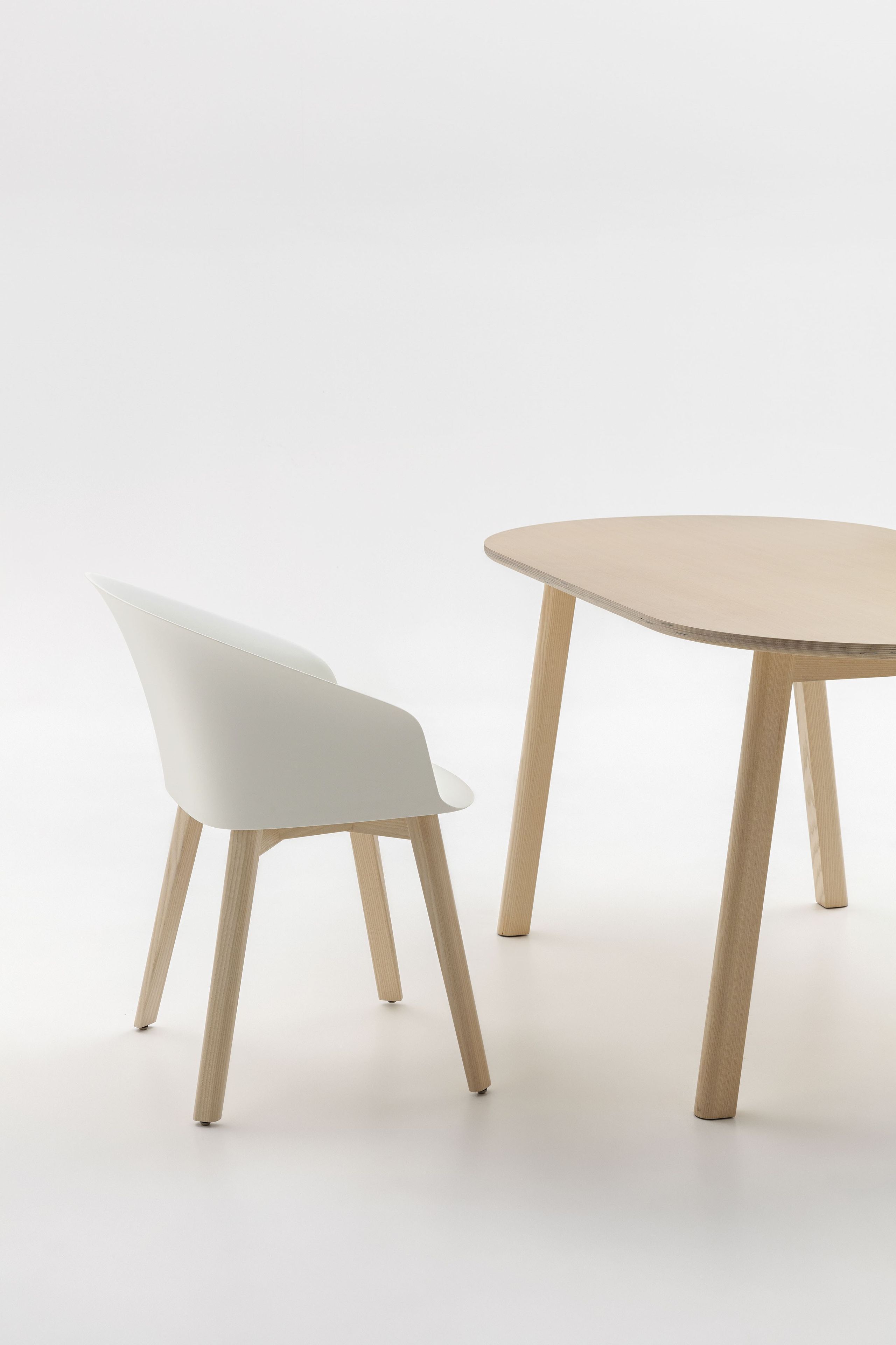 Стул из полипропилена с мягким сиденьем Crassevig Finna ARCH-00114945 - Вид №4