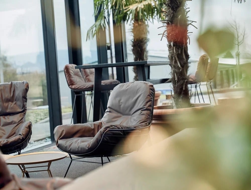 Кожаное кресло-качалка с подлокотниками Freifrau Leyasol ARCH-00047166 - Вид №4