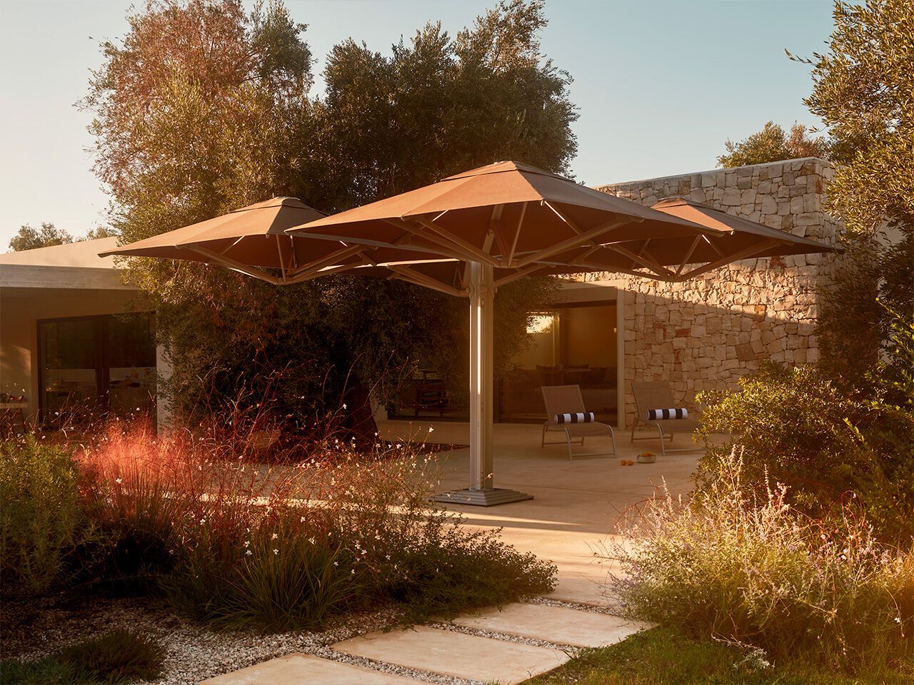 Многоцветный алюминиевый зонтик и акриловая ткань Crema Outdoor Arborea ARCH-00132786