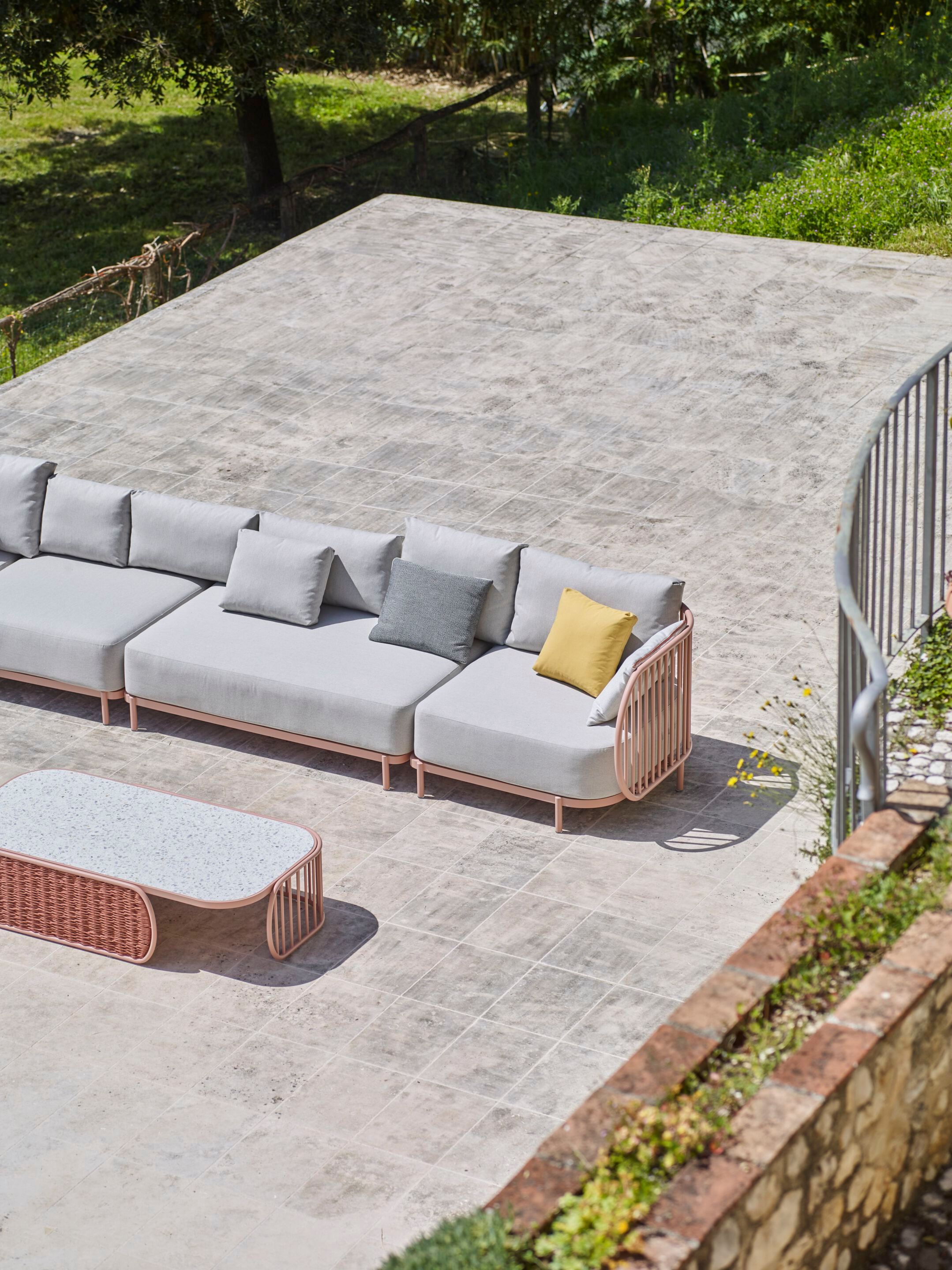 Алюминиевый низкий садовый столик YAAZ Ova ARCH-00112546 - Вид №4