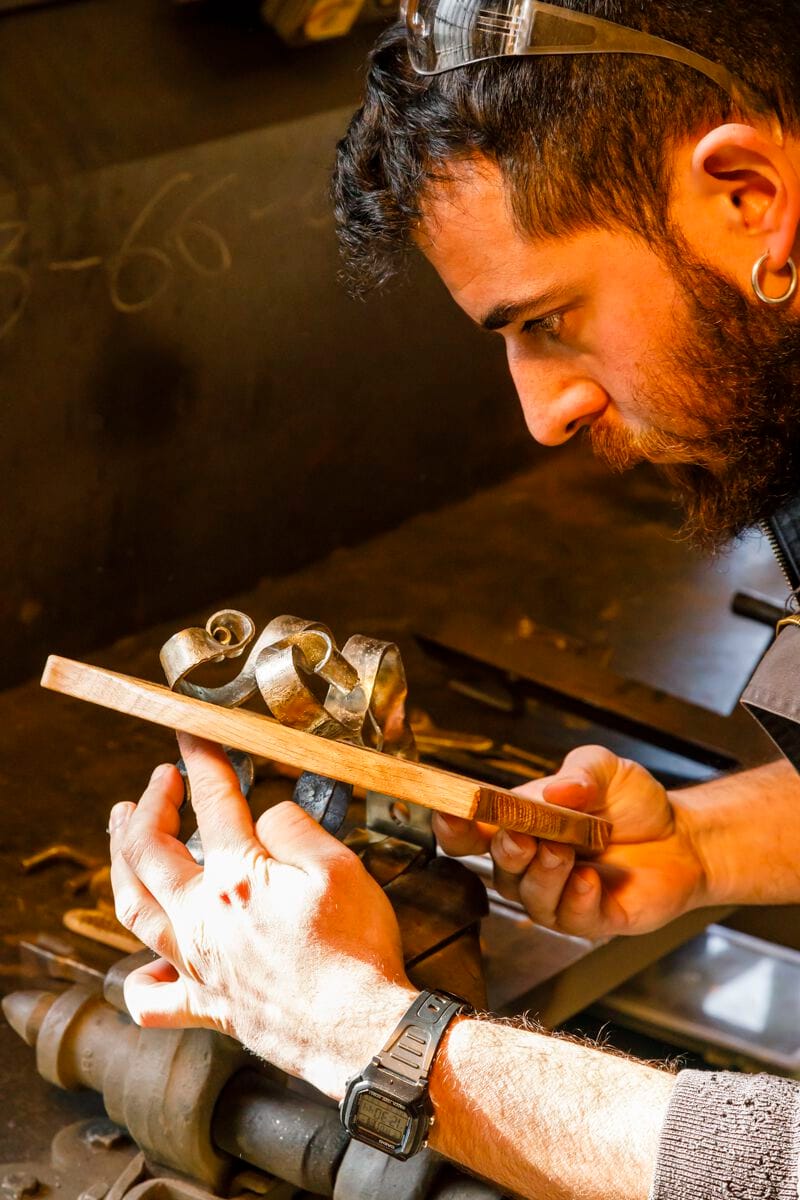 Настенная вешалка BD Barcelona Гауди ARCH-00070835 - Вид №8