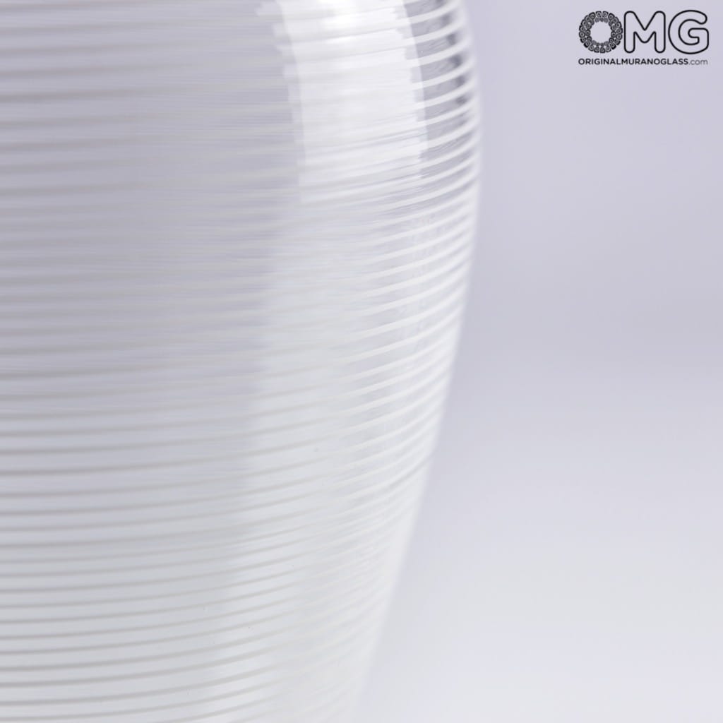 2450 ORIGINALMURANOGLASS Ваза прозрачная в белую полоску из муранского стекла - Original Murano Glass OMG 11 см  - Вид №1