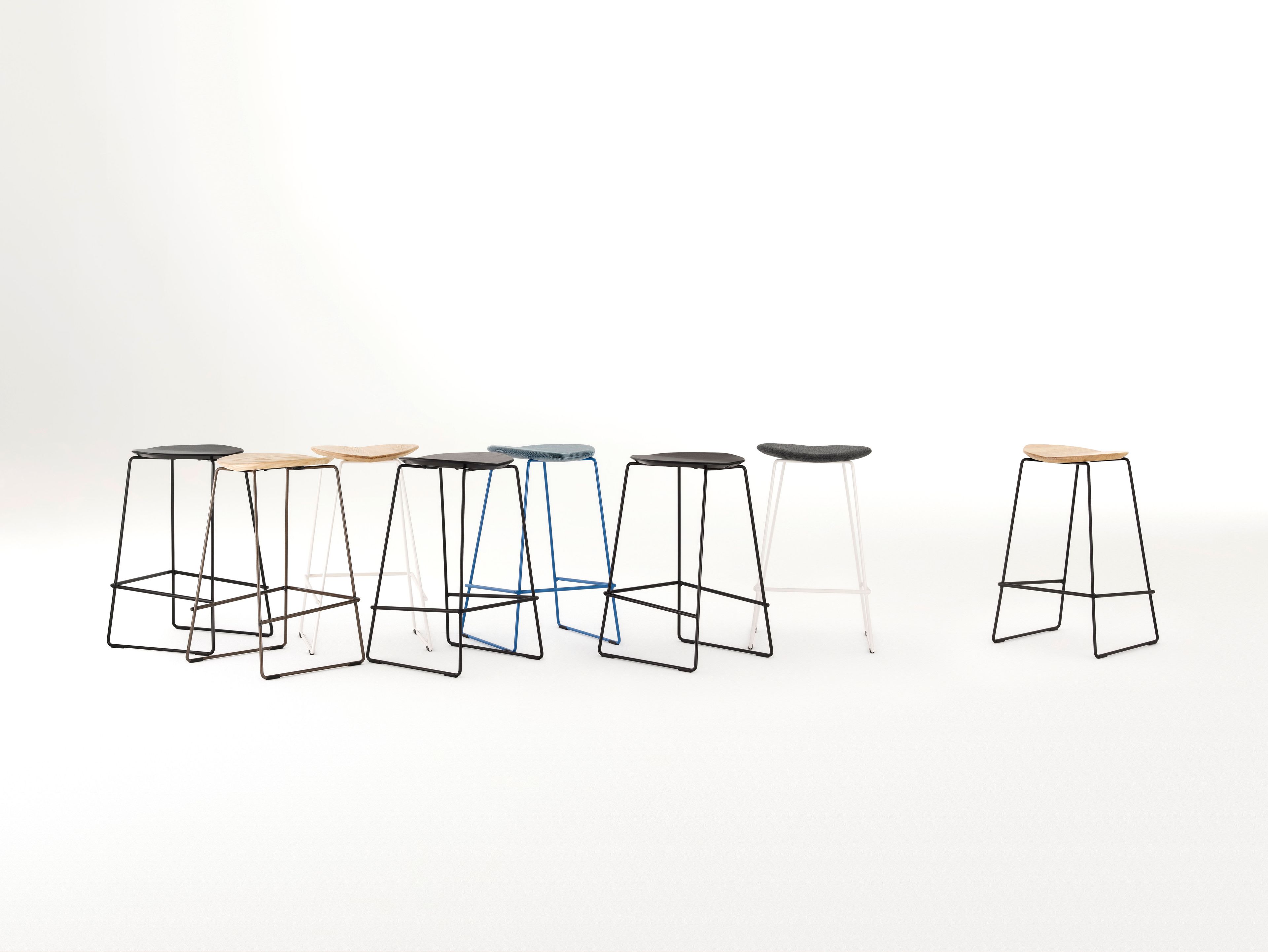 Высокий табурет с подставкой для ног Ross Gardam Duet ARCH-00030711 - Вид №4