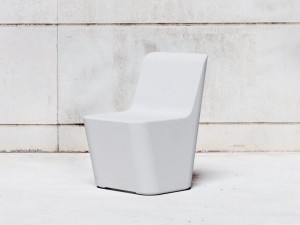 Бетонное наружное сиденье