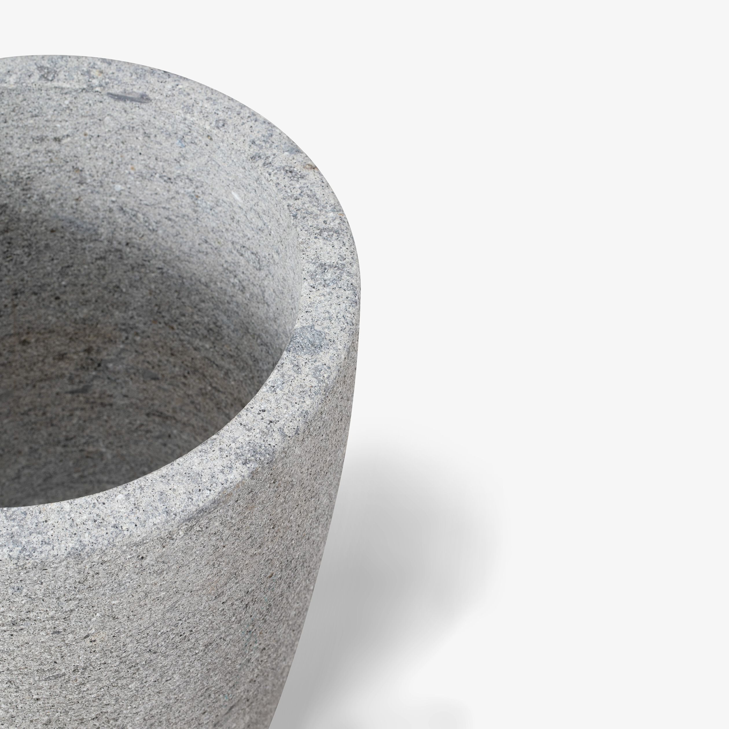 Круглый садовый горшок из пеперино VELTHA® Atrium ARCH-00072171 - Вид №6