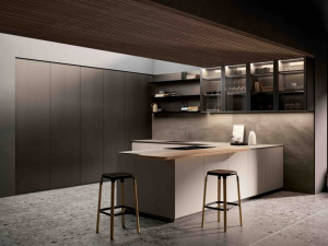 Встроенная кухня с полуостровом