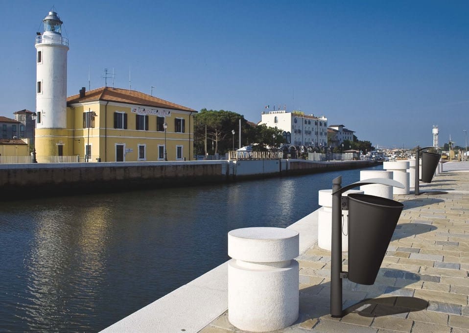 Стойка для мусора с крышкой для наружного использования Neri Carya ARCH-00034830 - Вид №1