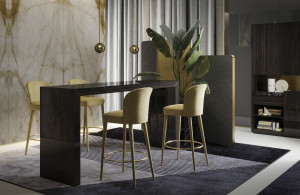 Высокий деревянный прямоугольный стол для совещаний