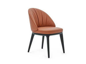 Кожаный мягкий стул