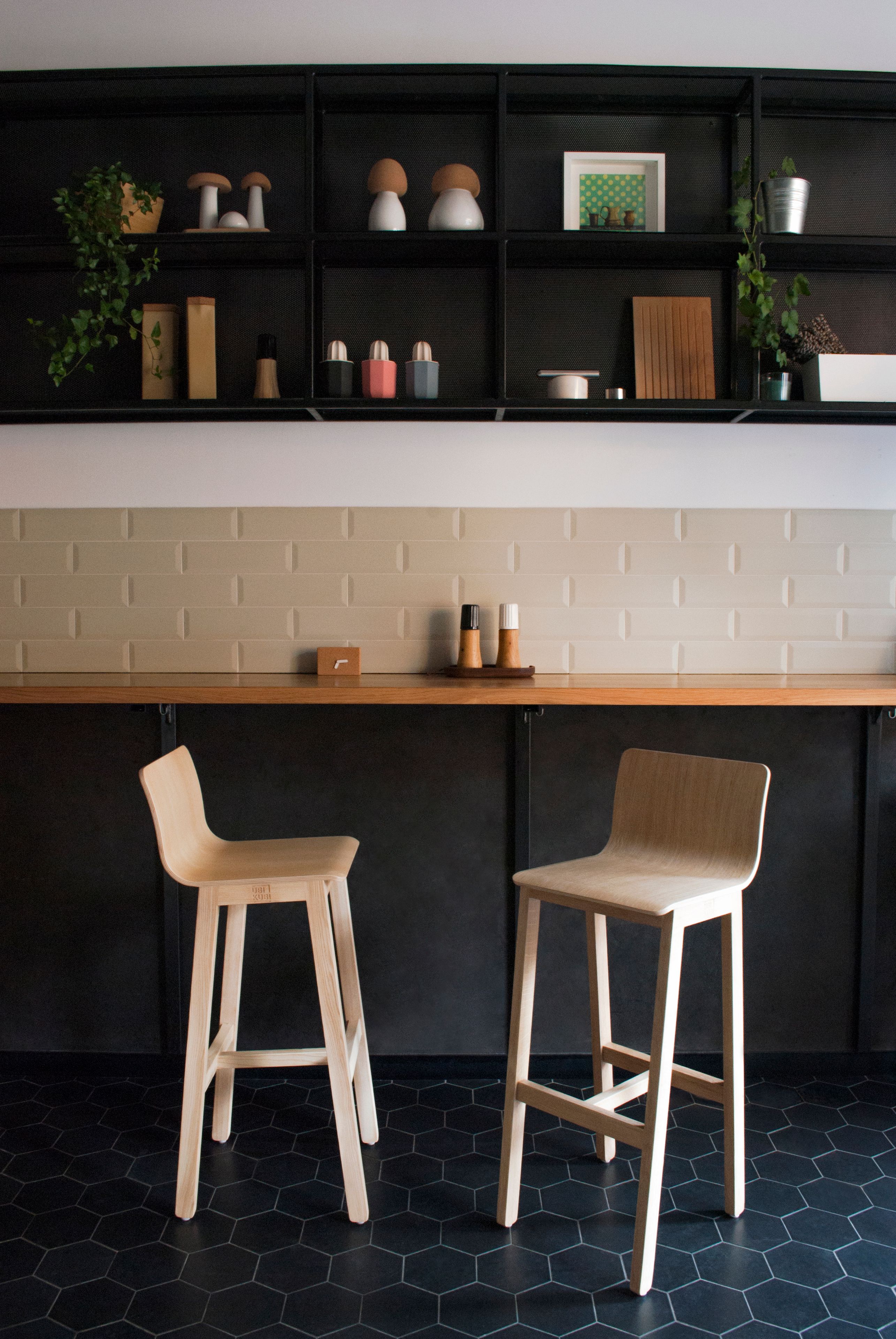 Высокий стул из ясеня с подставкой для ног Askia версия 3 ARCH-00061471 - Вид №4