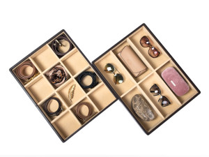 Кожаный стеллаж для хранения