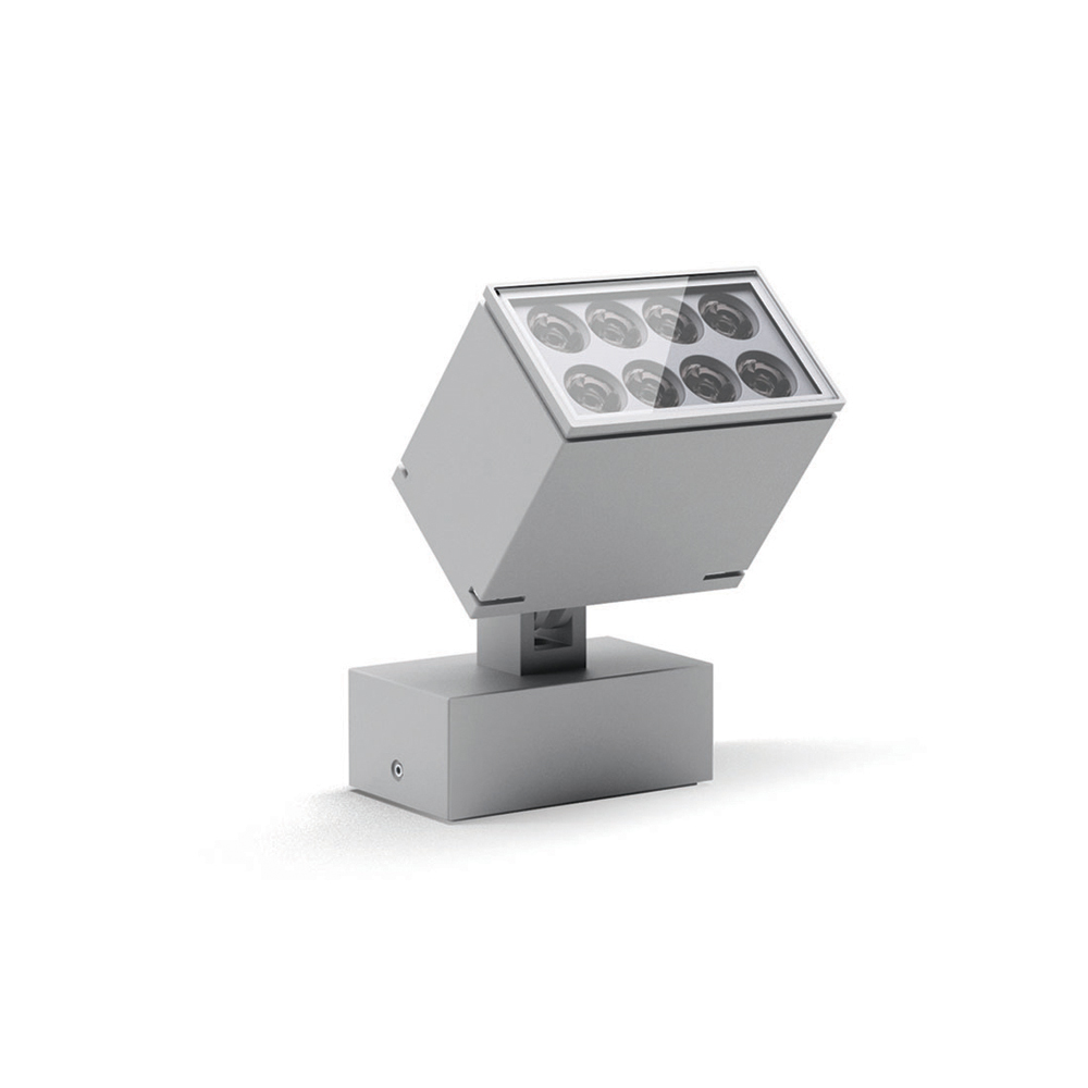 8820218 Проектор Platek TARGET MEDIUM Proiettore  TARGET MEDIUM Floodlight - 8 LED 3000K 48° 