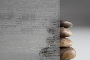 FSRT418 Стекло Vivistrata слоями показано в конфигурации вида с волнистым рисунком белого цвета  Forms-surfaces