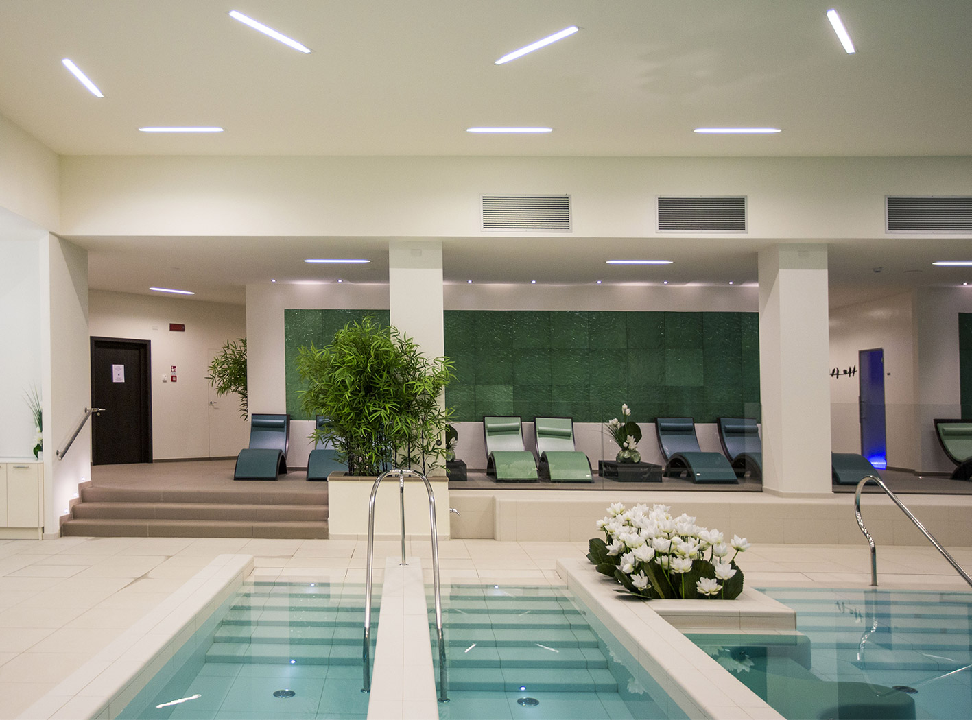 8492511 Встраиваемый в потолок светильник Platek MINI CORNICHE Incasso soffitto  MINI CORNICHE Ceiling recessed 600 mm - LED 3000K 13°  - Вид №3