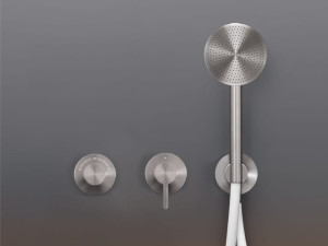 Настенный термостатический смеситель для ванны / душа