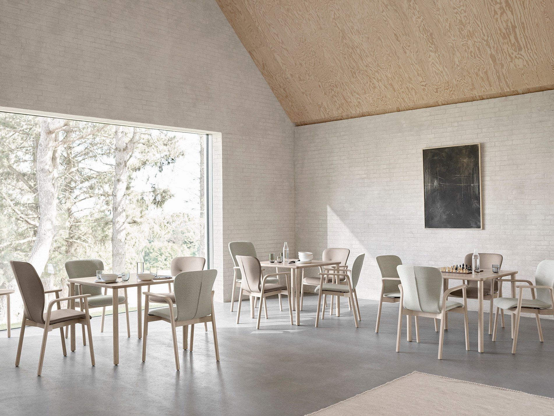 Деревянный штабелируемый стул с подлокотниками Brunner feel ARCH-00075824 - Вид №5