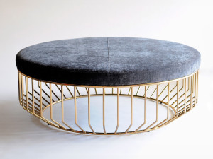 Круглый пуф из ткани