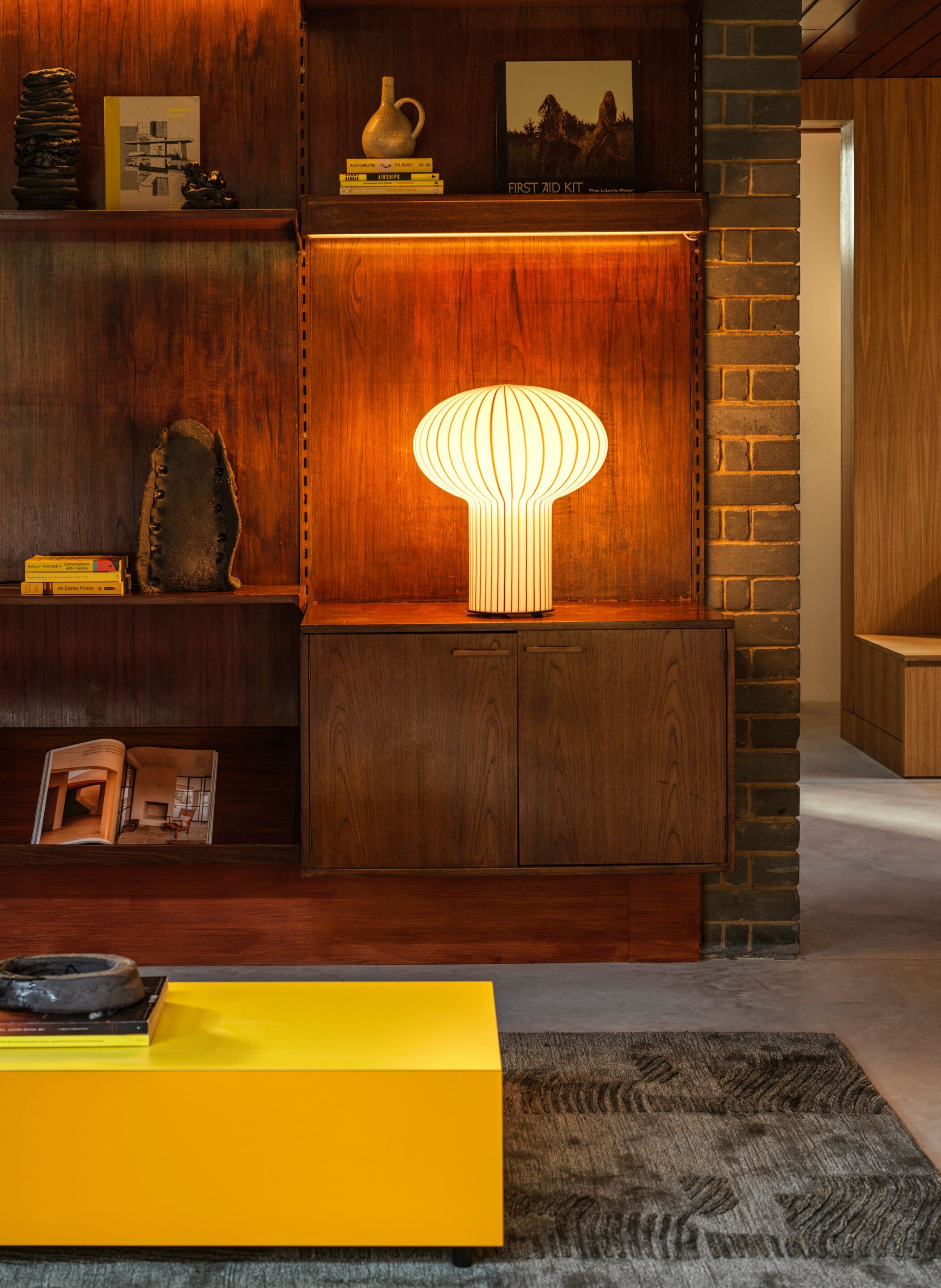 Светодиодная настольная лампа из дутого стекла Established&Sons филигрань ARCH-00120554 - Вид №1