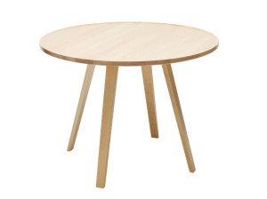 Круглый деревянный стол