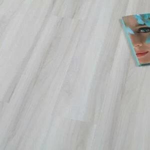 Виниловый ламинат Floor Click Амиск 9029 Клён (Гладкая) 1212,9х146,1 мм.