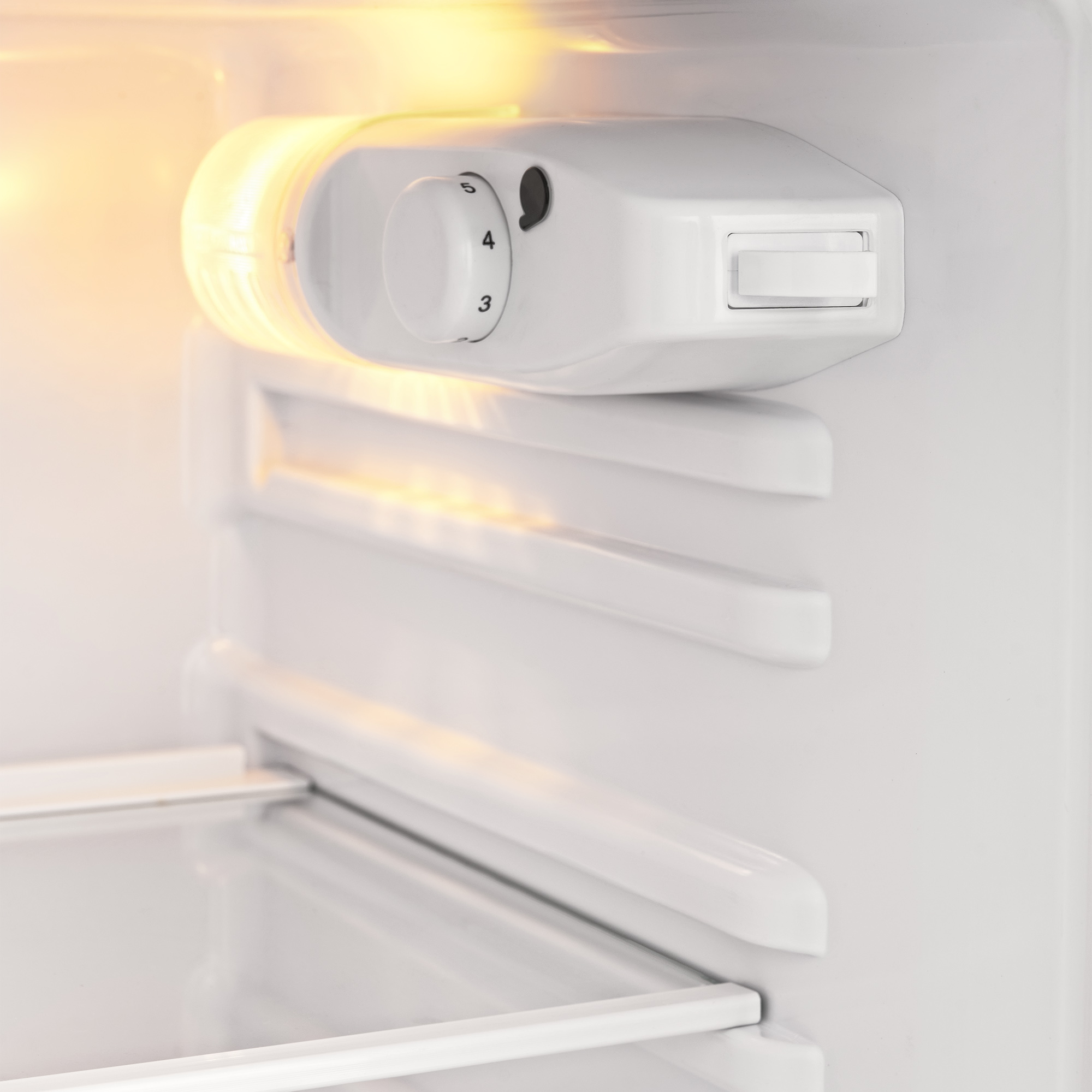 9115142 Холодильник компактный   Tesler RT-97 серый STDN-0082379 - Вид №2