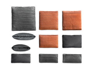 Кожаная подушка для дивана