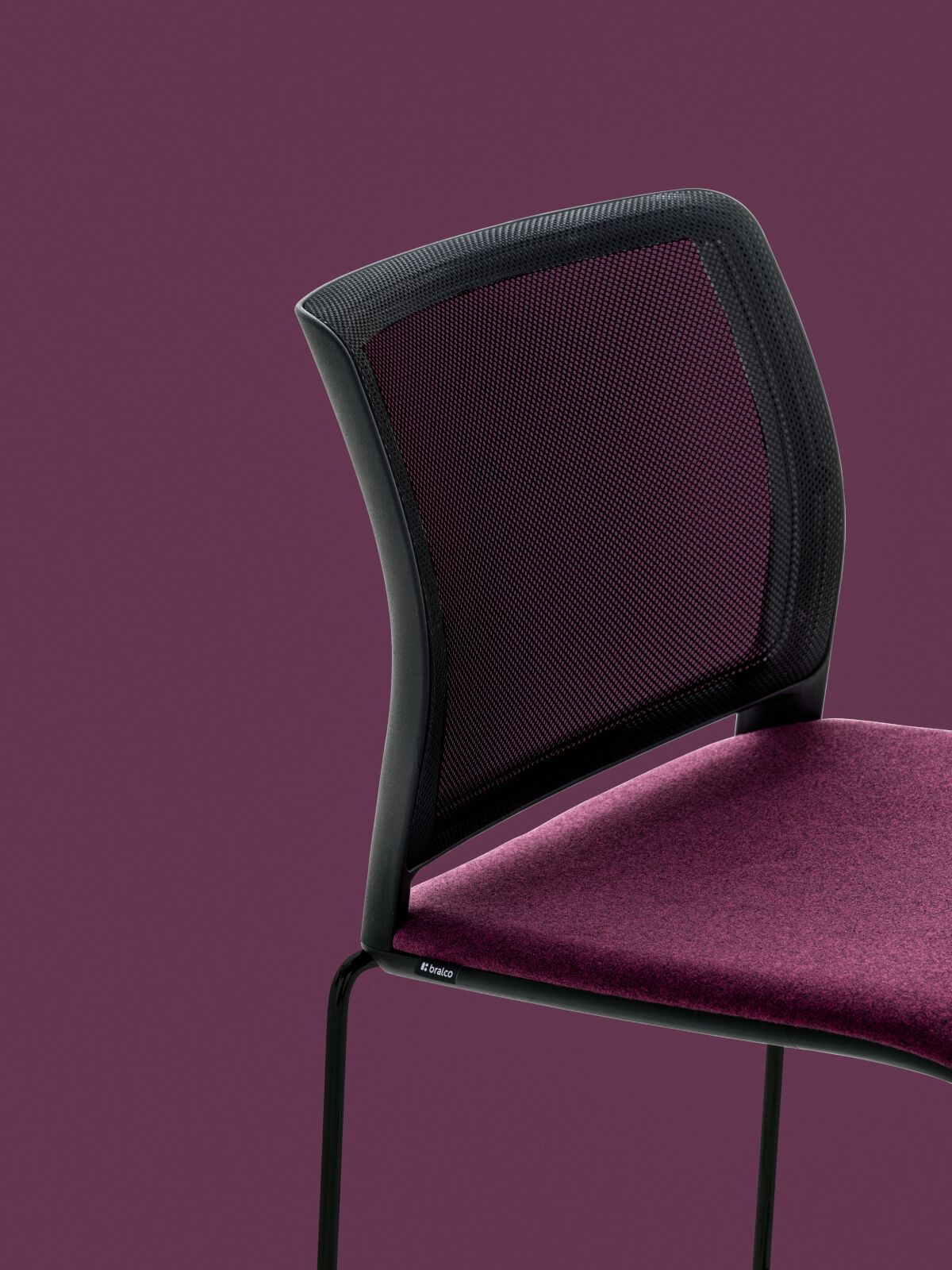 Штабелируемый стул из ткани Bralco Hub ARCH-00020109