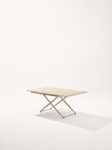 Регулируемый по высоте прямоугольный садовый стол