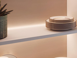 Светодиодный профиль для настенного шкафа