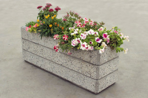 Бетонная плантатор