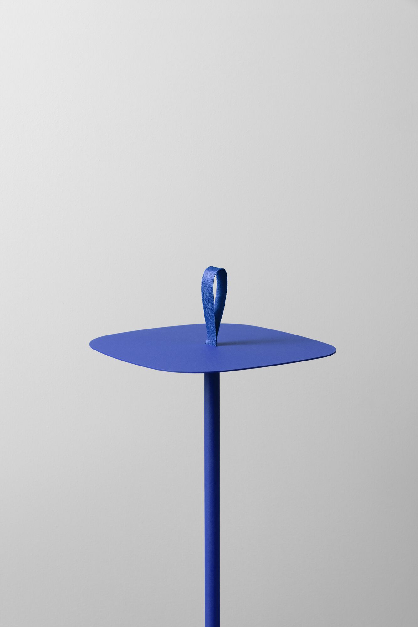 Высокий стальной журнальный столик с порошковым покрытием +kouple BLT ARCH-00012971 - Вид №10