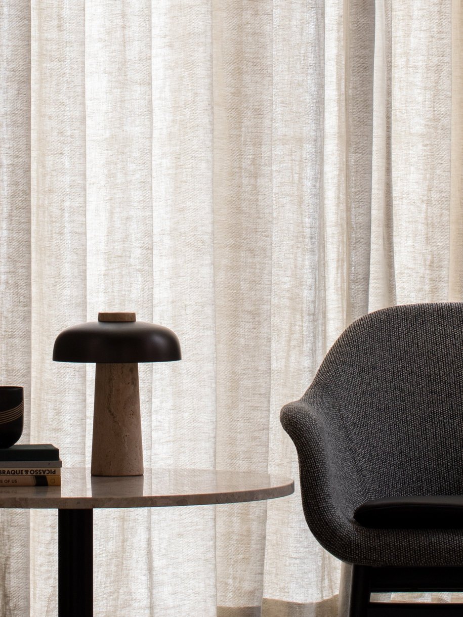 1410619 MENU Обратная настольная лампа  - Вид №7