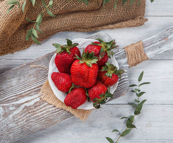 4913 Клубника Вкусляндия 