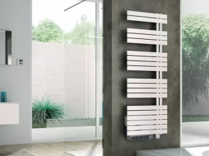 Настенный вертикальный полотенцесушитель