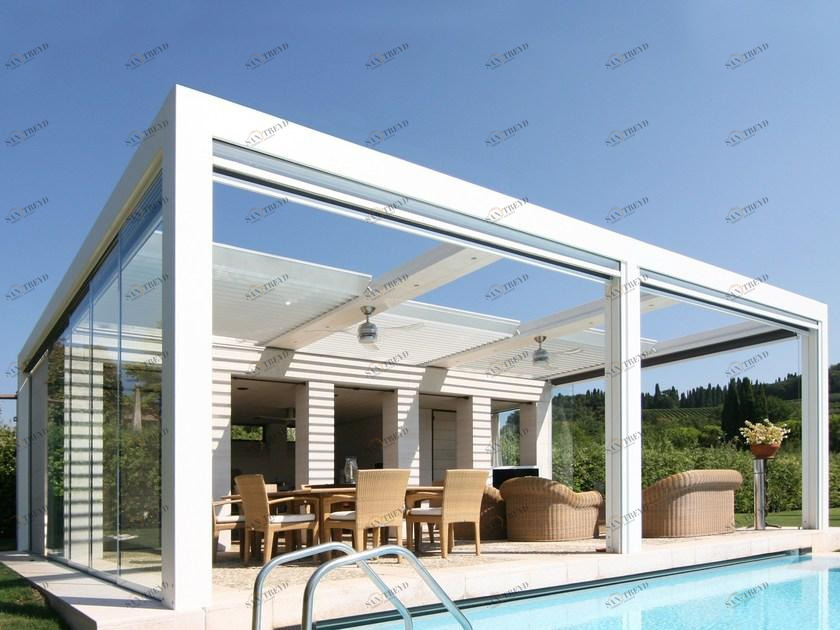 STUDIO 66 Отдельностоящая алюминиевая пергола со складывающимися жалюзи sun-id-1500171