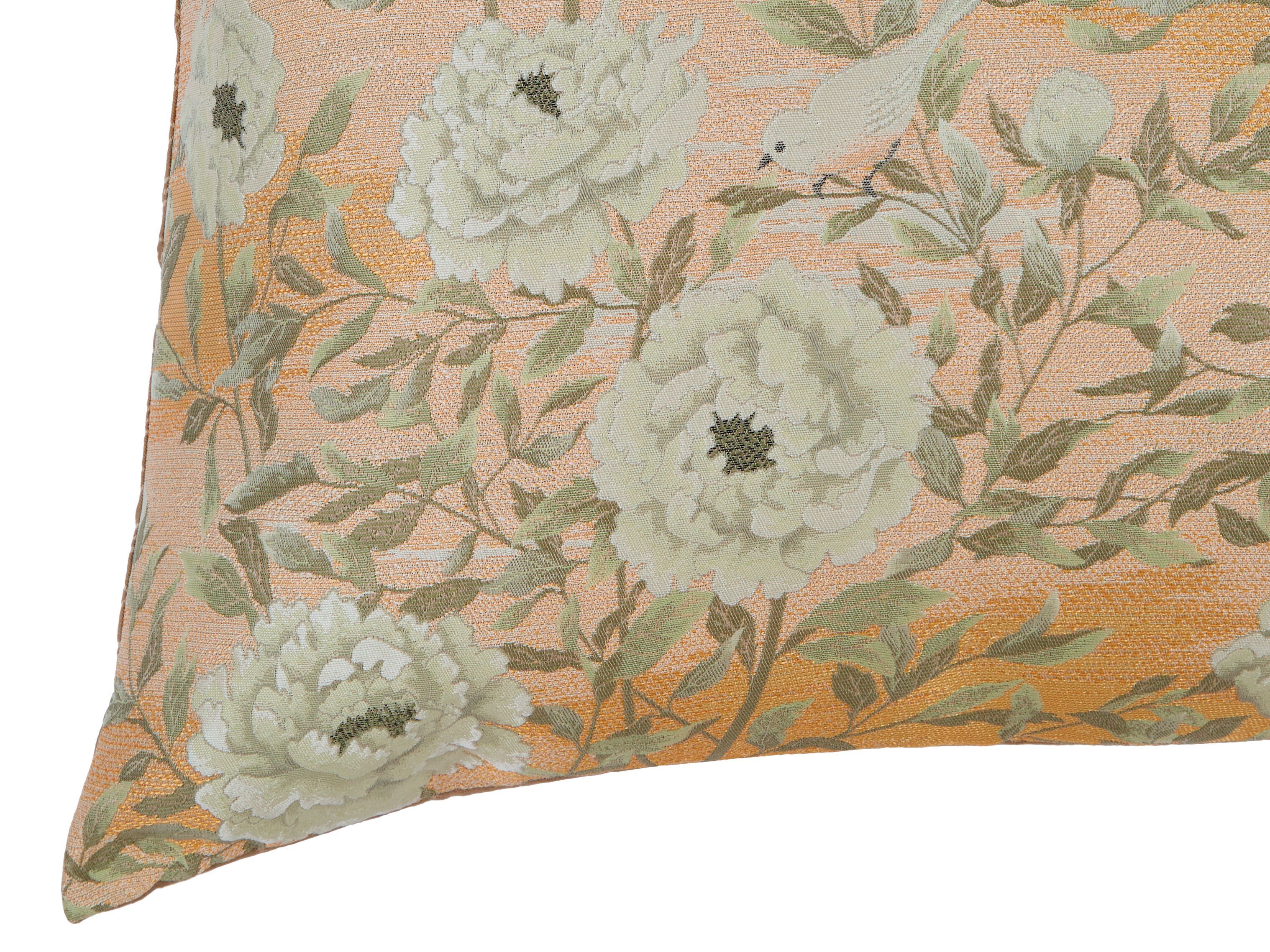 Квадратная подушка с цветочным рисунком K-3 Tora ARCH-00092662 - Вид №1