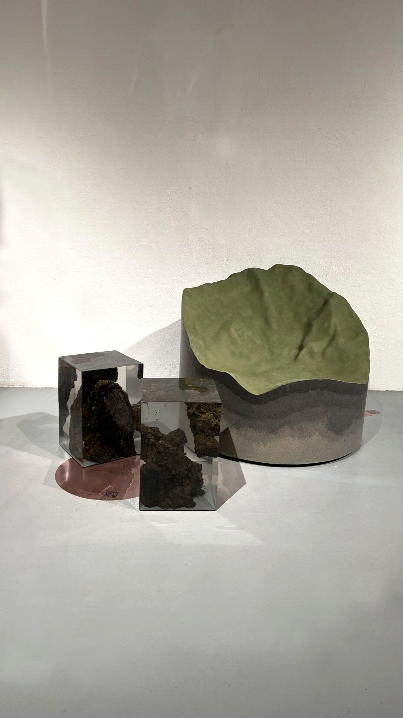 Журнальный столик / табурет из лавового камня и смолы alcarol Geomorphic 2023 ARCH-00118545 - Вид №10