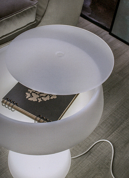 Столик MAKI TONIN 6234  - Вид №2