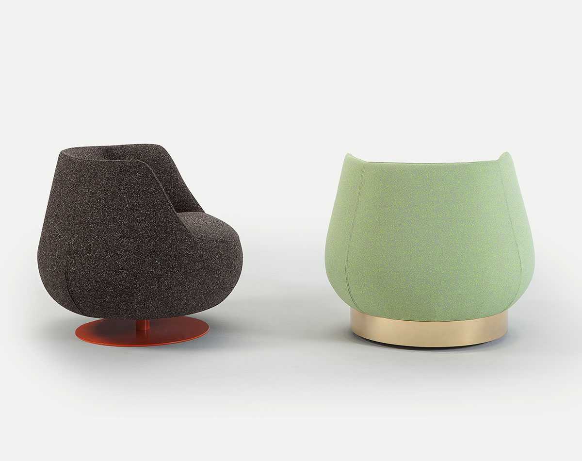 095316 Кресло поворотное на подставке SANCAL Magnum