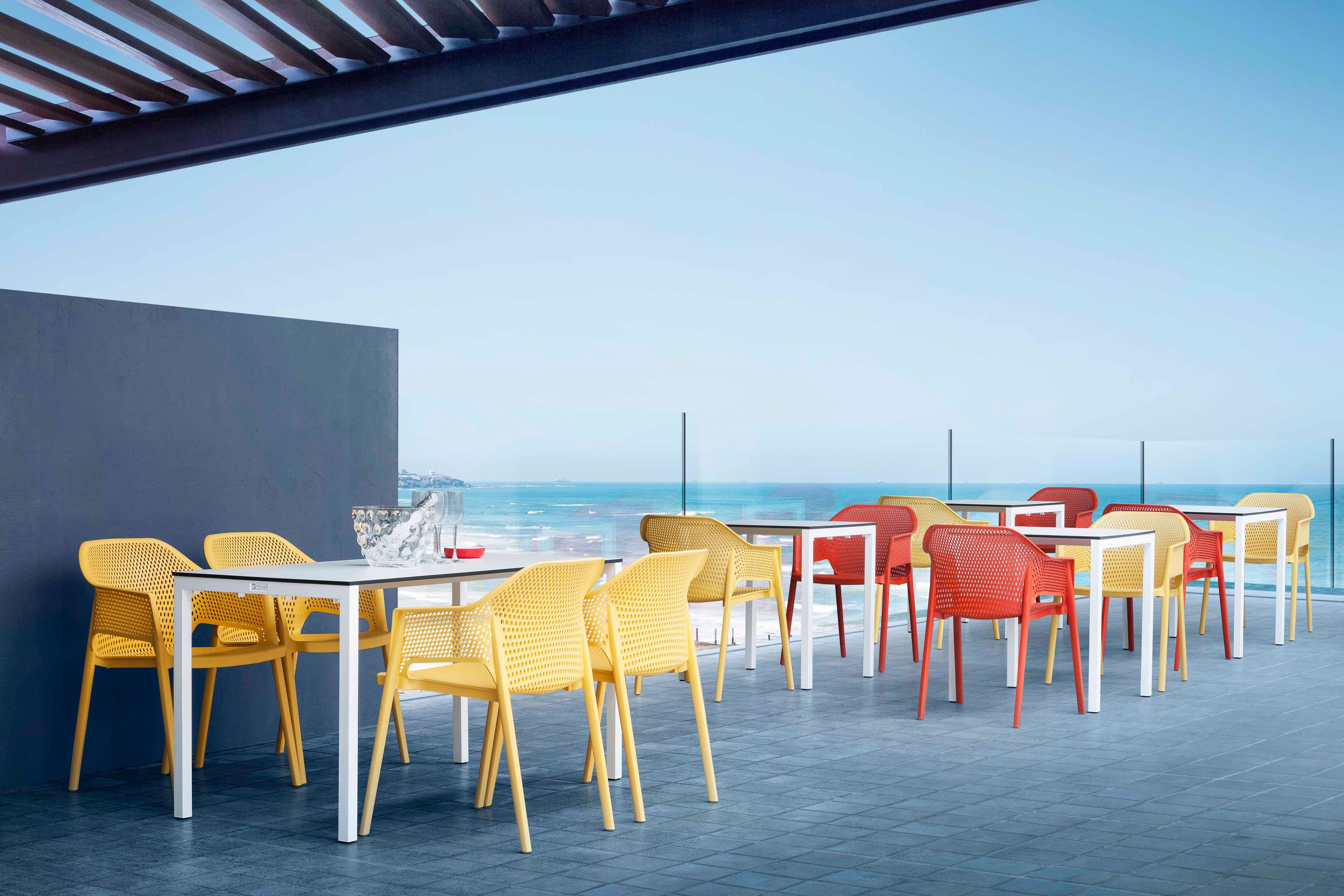 Штабелируемый стул из инженерного пластика с подлокотниками GABER Minush ARCH-00067154 - Вид №4