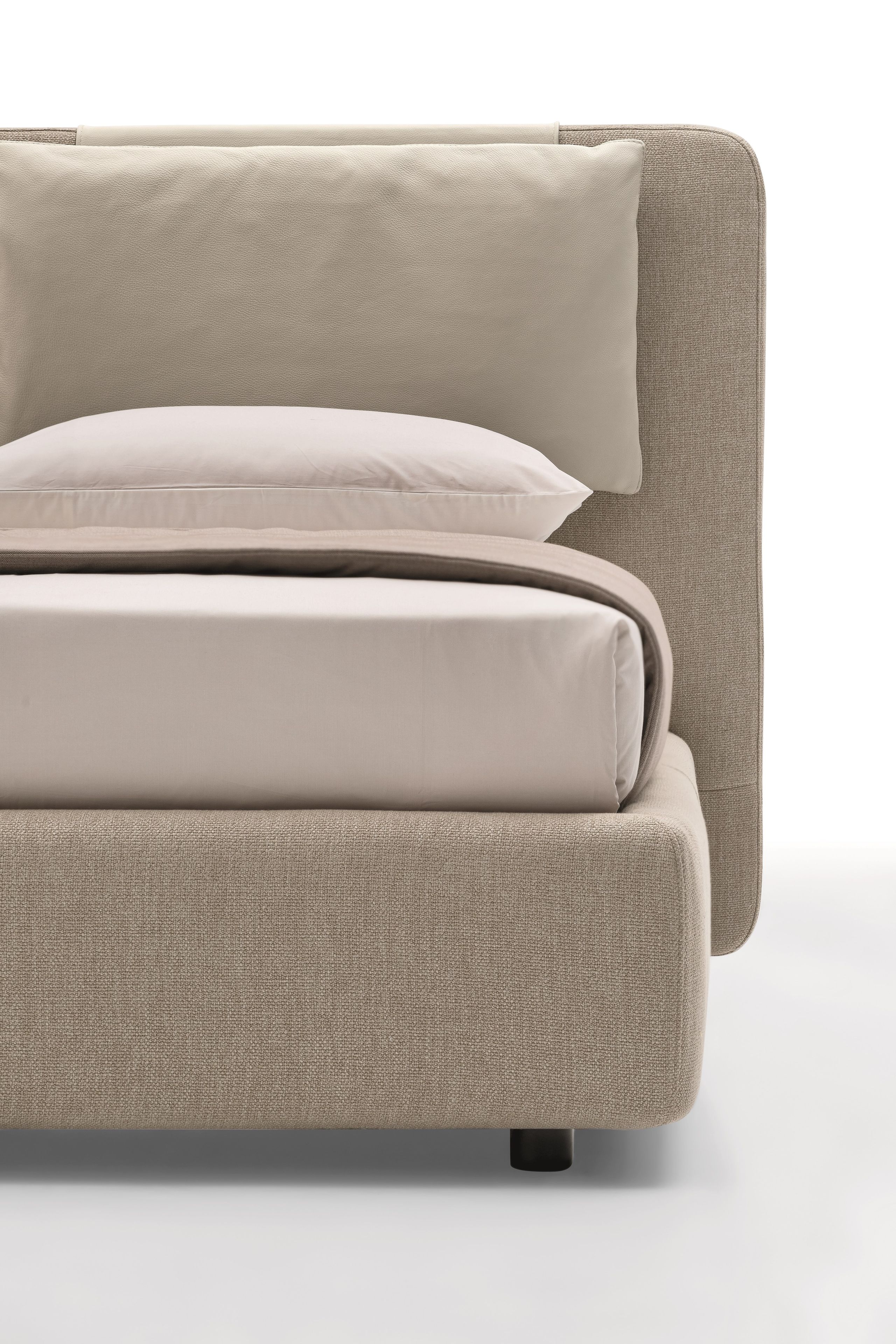 Тканевая кровать с мягким изголовьем Ditre Italia ALAR ARCH-00071165 - Вид №4