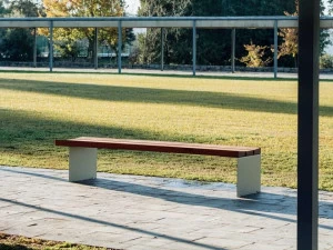 URBIDERMIS Скамья из массива дерева без спинки Bancal